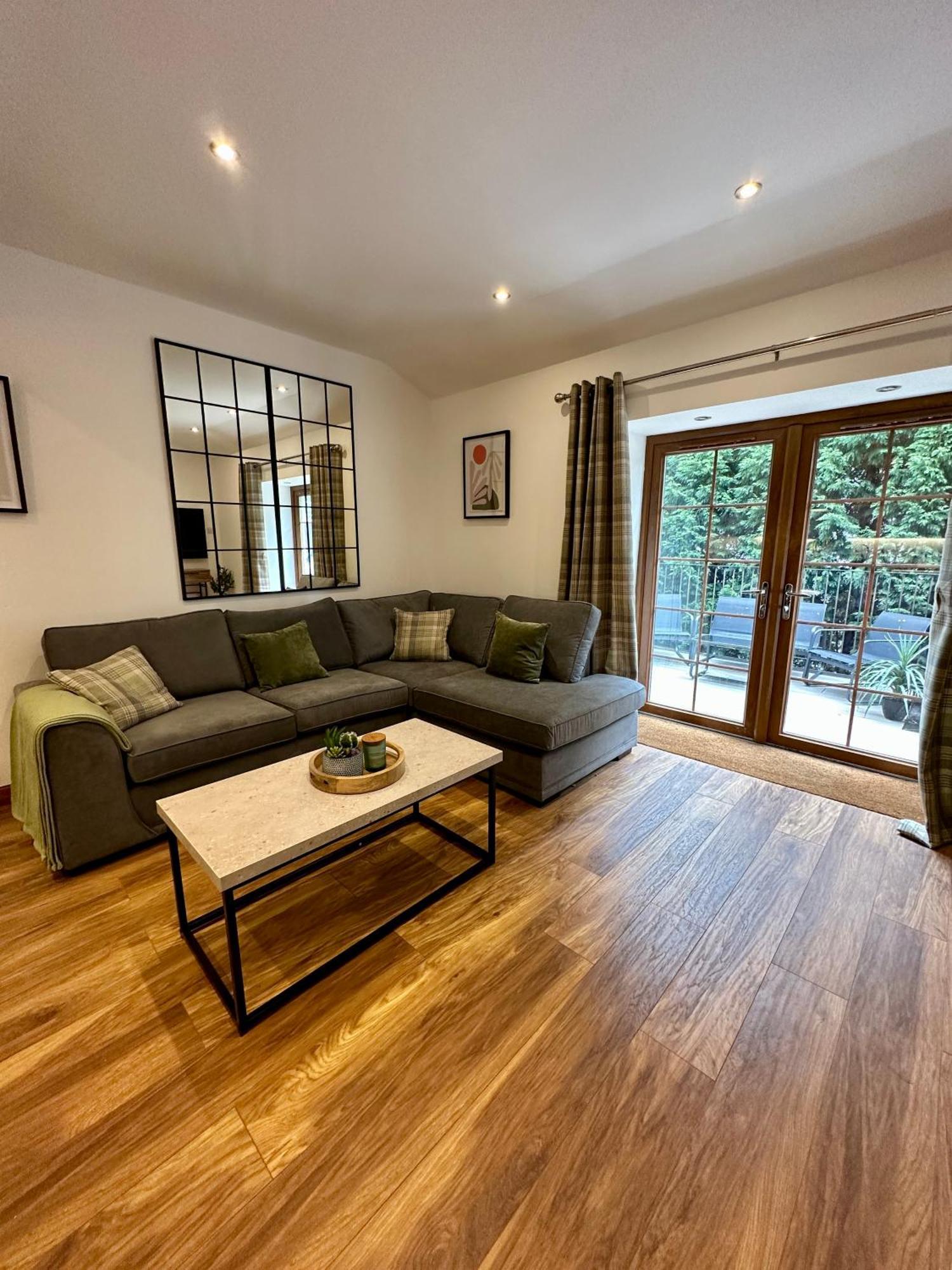 4 Sheraton Studios Fort William Exterior foto